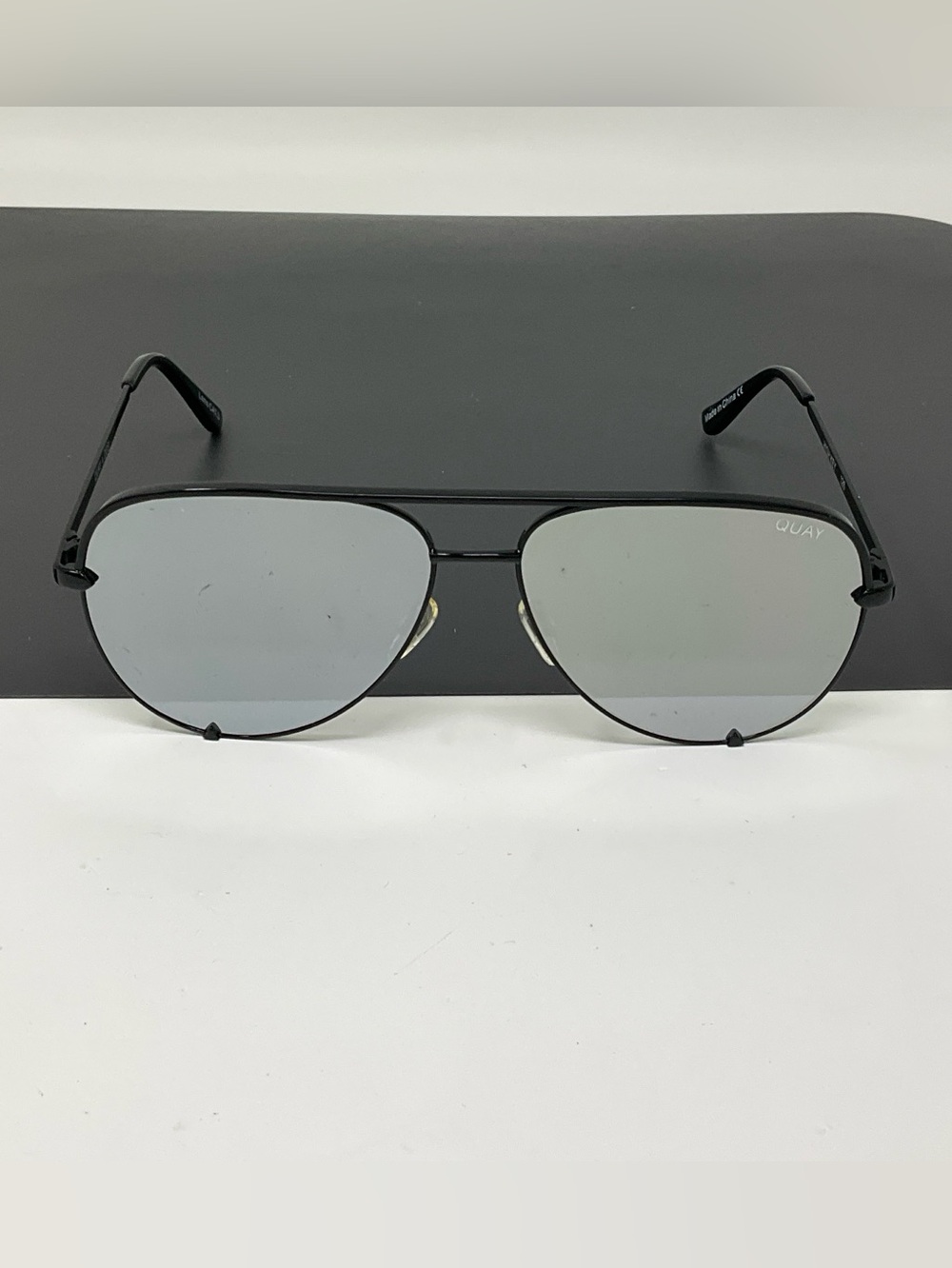 Quay Australia X Desi Perkins High Key Aviator Sunglasses mirror lense scratches